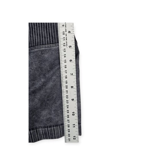 Zenana Washed Seamless High-Waisted Ribbed Shorts L/XL Gray - Picture 6 of 6